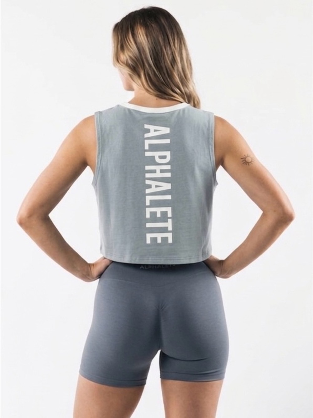Alphalete Graphic Muscle Tank | Slate Grey